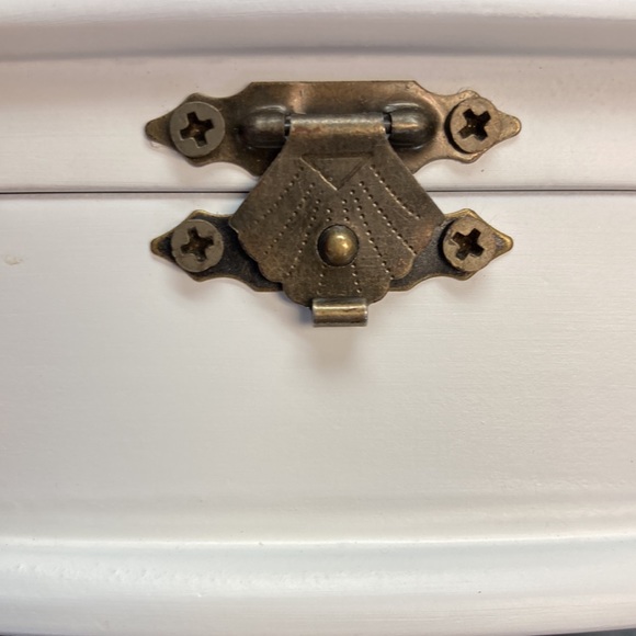 The Rings Wedding Rings box - Picture 2 of 6